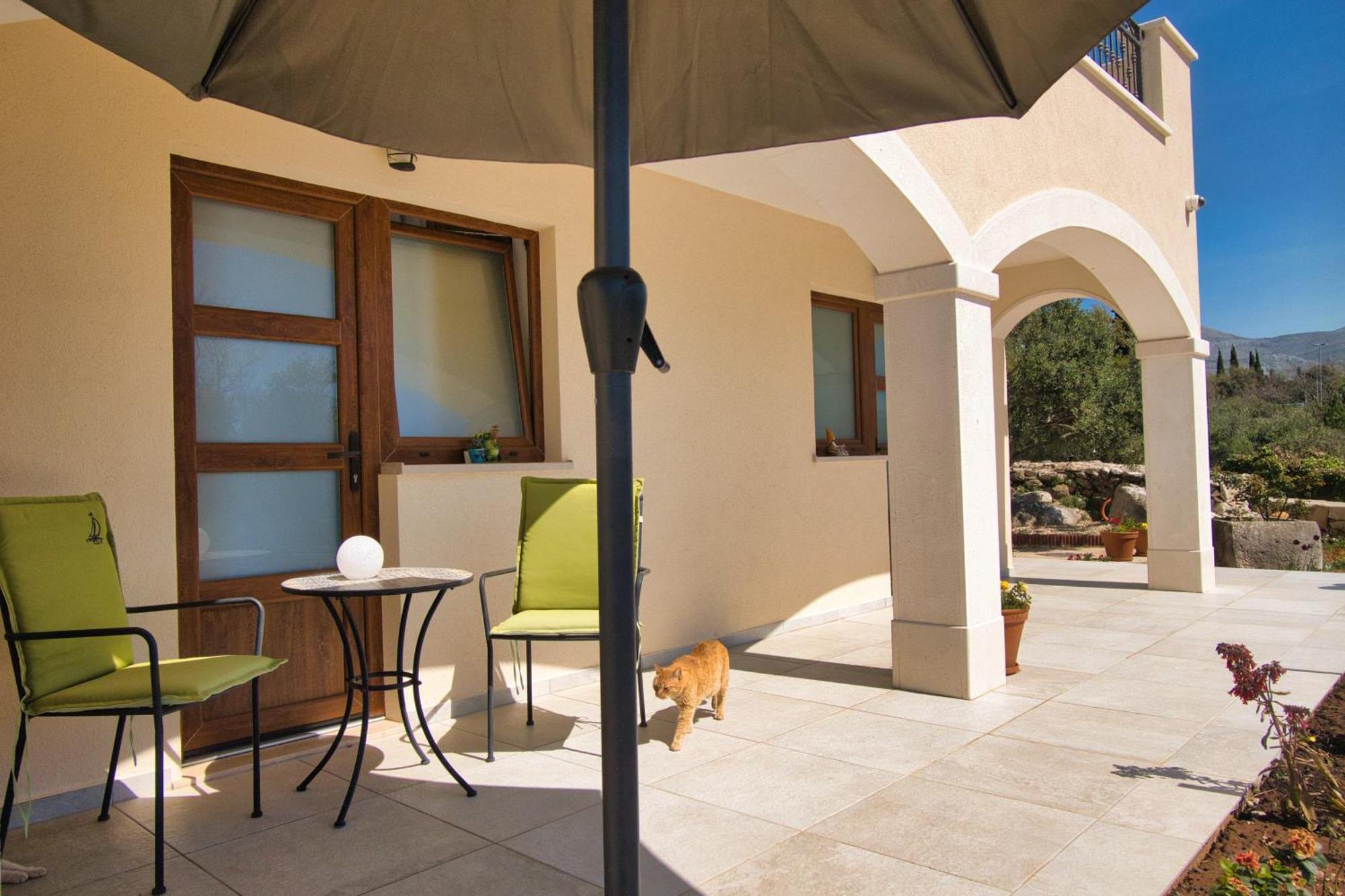Dubrovnik Airport Apartment Pascal Mocici Bagian luar foto